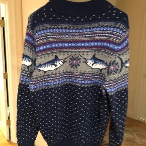 Vineyard Vines quarter zip sweater